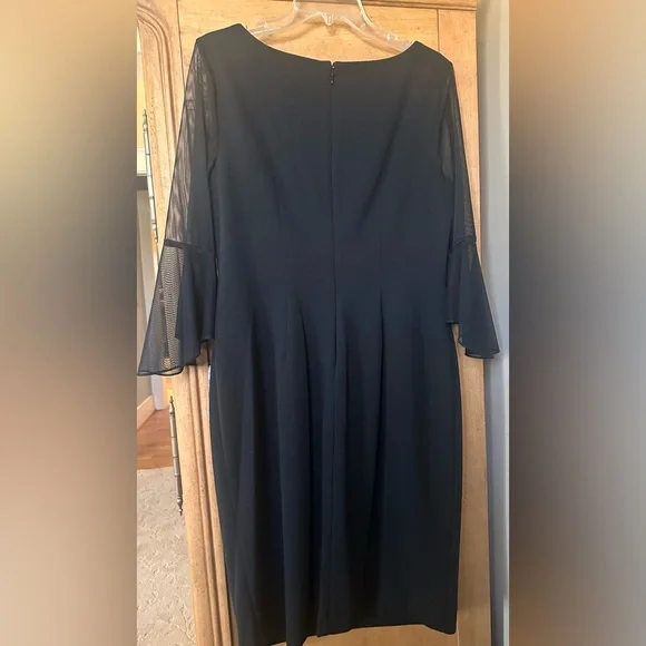 Alex Evenings Elegant Black Dress with Embellished Detail - Ladies 12 - NWT - Picture 2 of 4